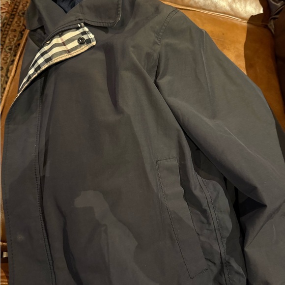 Navy Men’s Burberry Jacket. - Picture 8 of 10